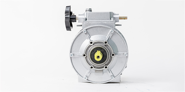 减速机漏油是什么原因引起的